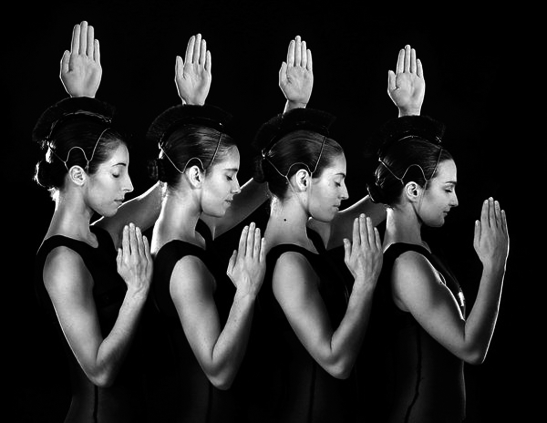 5-8_chopin_choreography_photos_marie chouinard_dancers_kirsten andersen isabelle poirier carla maruca sandrine lafond_6407